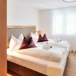 Alpenstolz Haus 4 - Stilvoll Urlauben In Den Bergen Apartment *