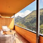 Apartment Alpenstolz Haus 4 - Stilvoll Urlauben In Den Bergen Damuels