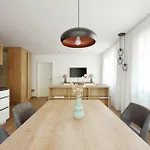 Alpenstolz Haus 4 - Stilvoll Urlauben In Den Bergen * Damüls
