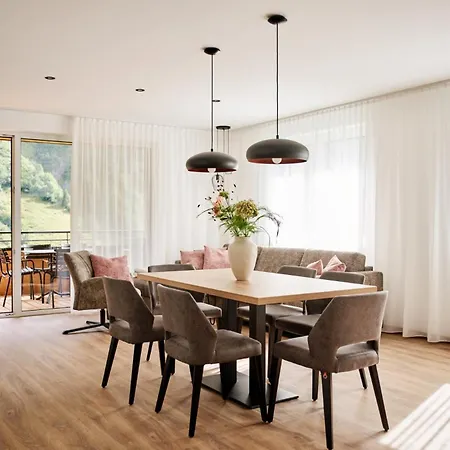 Alpenstolz Haus 4 - Stilvoll Urlauben In Den Bergen Apartamento Damüls