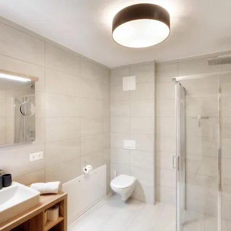 Alpenstolz Haus 4 - Stilvoll Urlauben In Den Bergen Apartment *