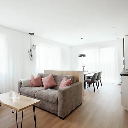 Alpenstolz Haus 4 - Stilvoll Urlauben In Den Bergen Damüls