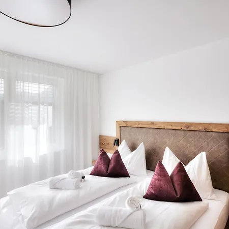 Alpenstolz Haus 4 - Stilvoll Urlauben In Den Bergen Damüls