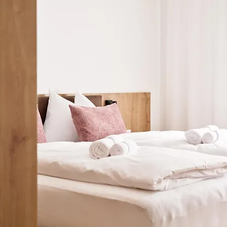 Alpenstolz Haus 4 - Stilvoll Urlauben In Den Bergen Apartment Damuels