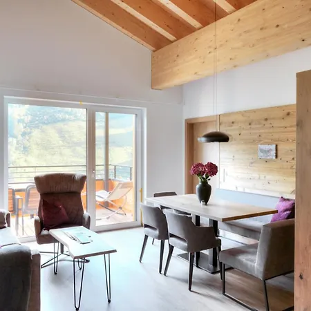 Alpenstolz Haus 4 - Stilvoll Urlauben In Den Bergen דאמואלס