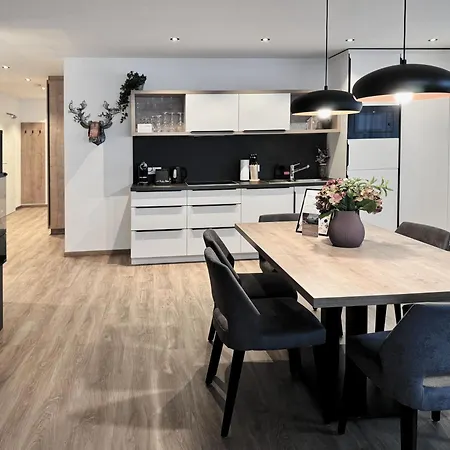 Alpenstolz Haus 4 - Stilvoll Urlauben In Den Bergen *