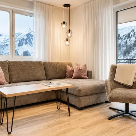 Alpenstolz Haus 4 - Stilvoll Urlauben In Den Bergen Apartment *