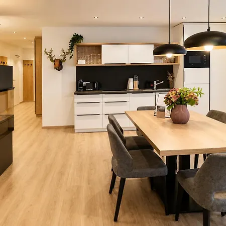 Apartment Alpenstolz Haus 4 - Stilvoll Urlauben In Den Bergen